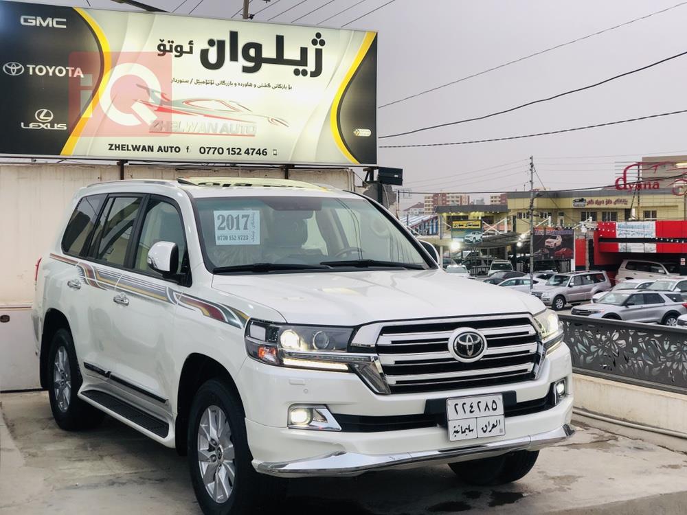 تويوتا لاندكروزر
